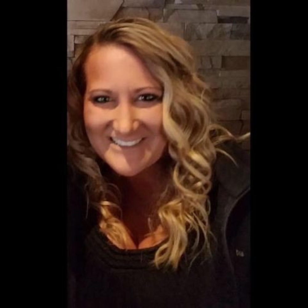 Meet your Posher, Stacie